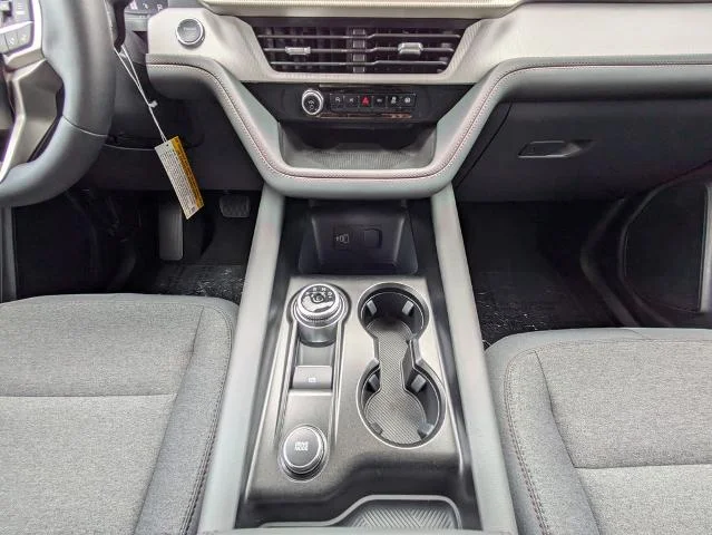 New 2026 Star White Metallic Tri-Coat Ford Active image 53