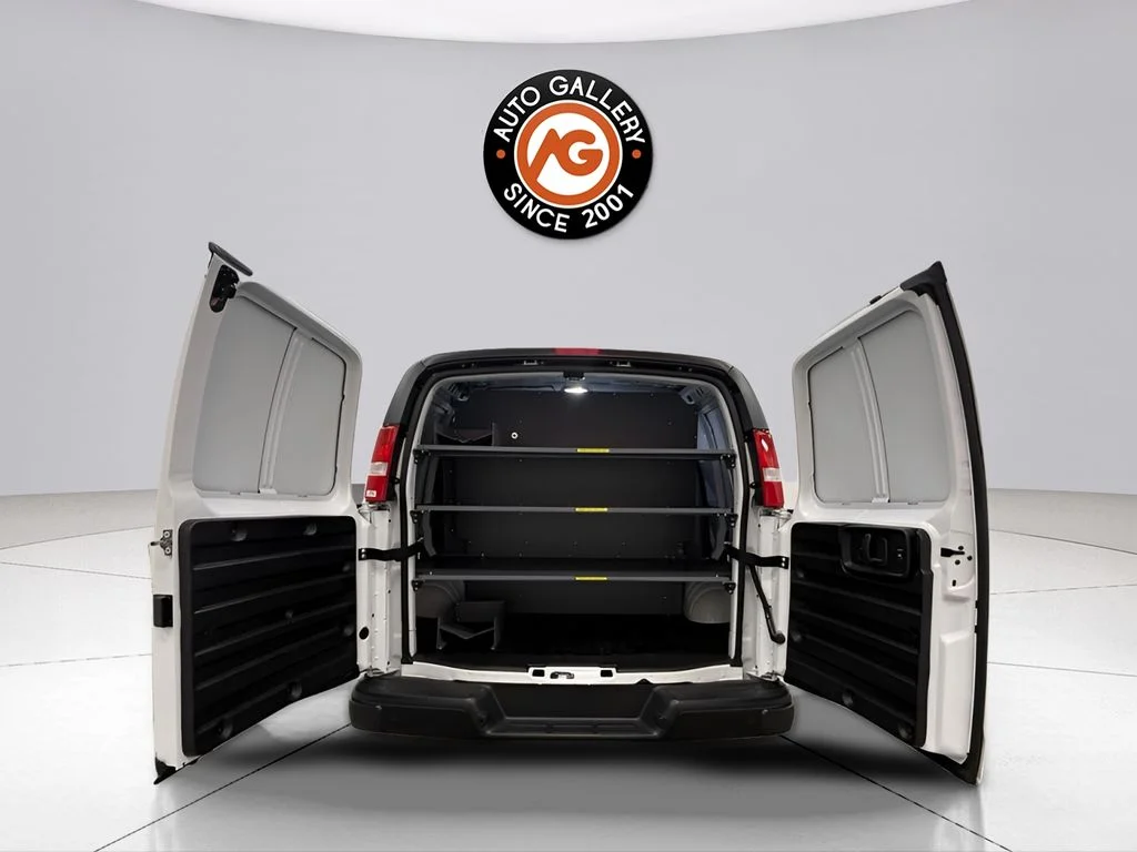 Used 2025 White GMC Work Van image 4