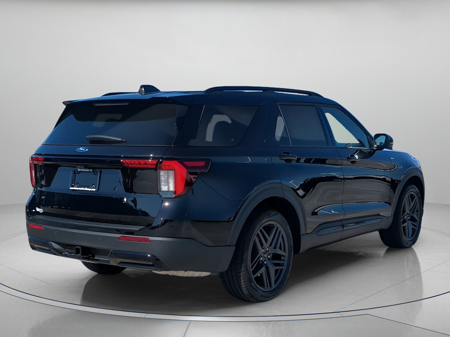 New 2026 Agate Black Metallic Ford ST-Line image 37