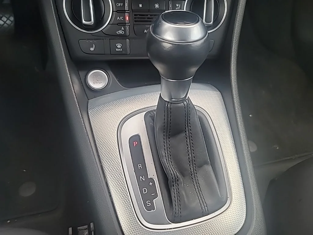 Used 2016 Silver Audi 2.0T Prestige image 23