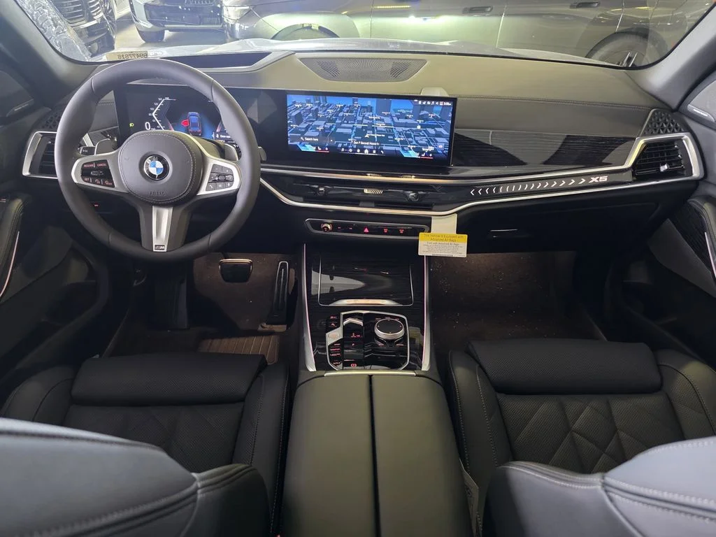 New 2026 Black Sapphire Metallic BMW sDrive40i image 8