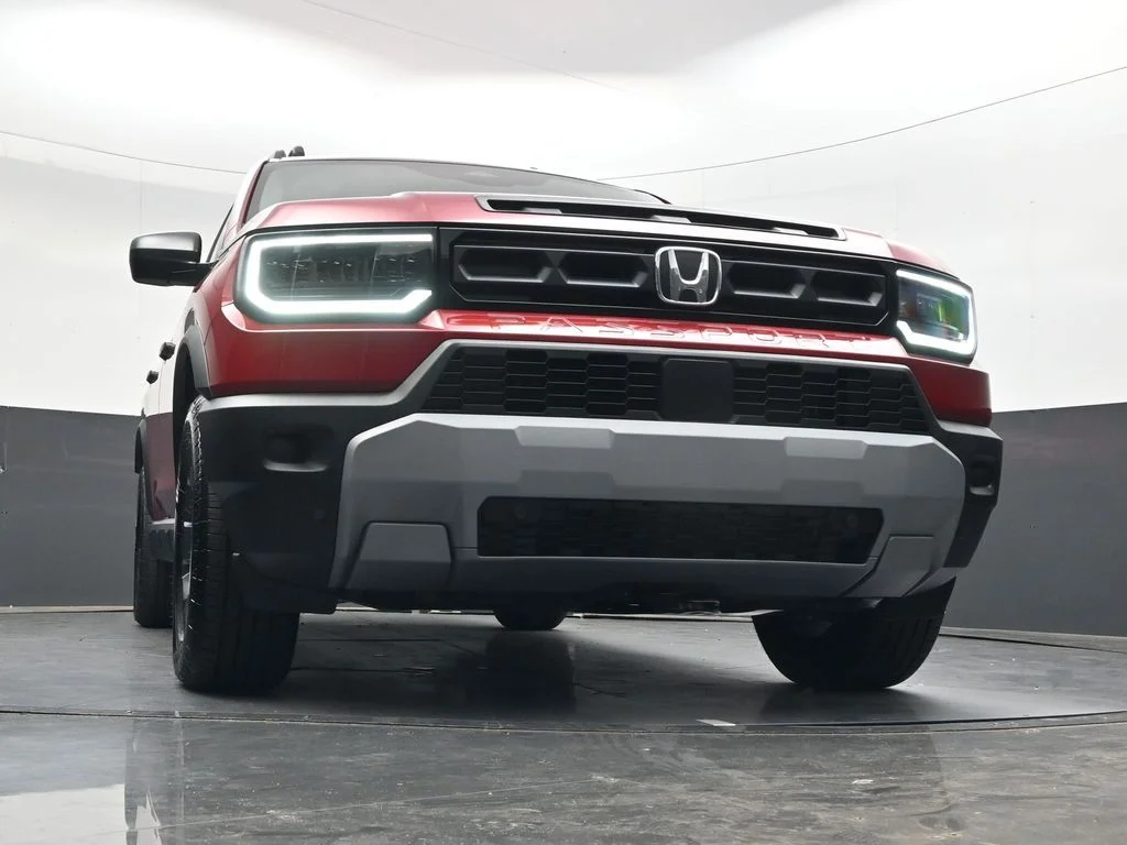 New 2026 Radiant Red Metallic II Honda RTL image 36