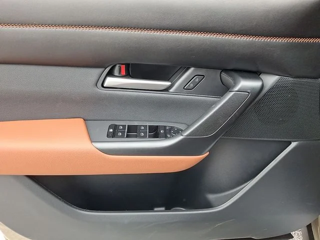 New 2026 Beige/tan Mazda 2.5 Turbo Meridian Edition image 9
