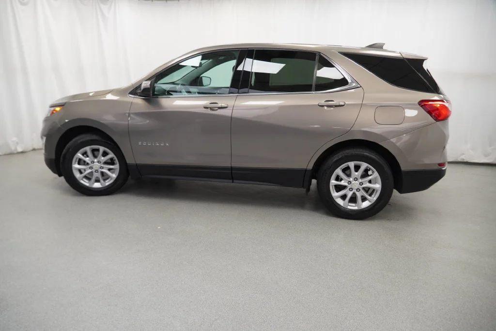 Used 2018 PEPPERDUST METALLIC Chevrolet LT image 6