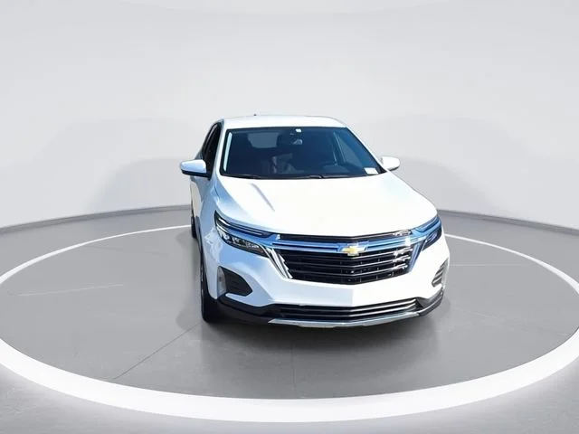 Used 2024 White Chevrolet LT image 3