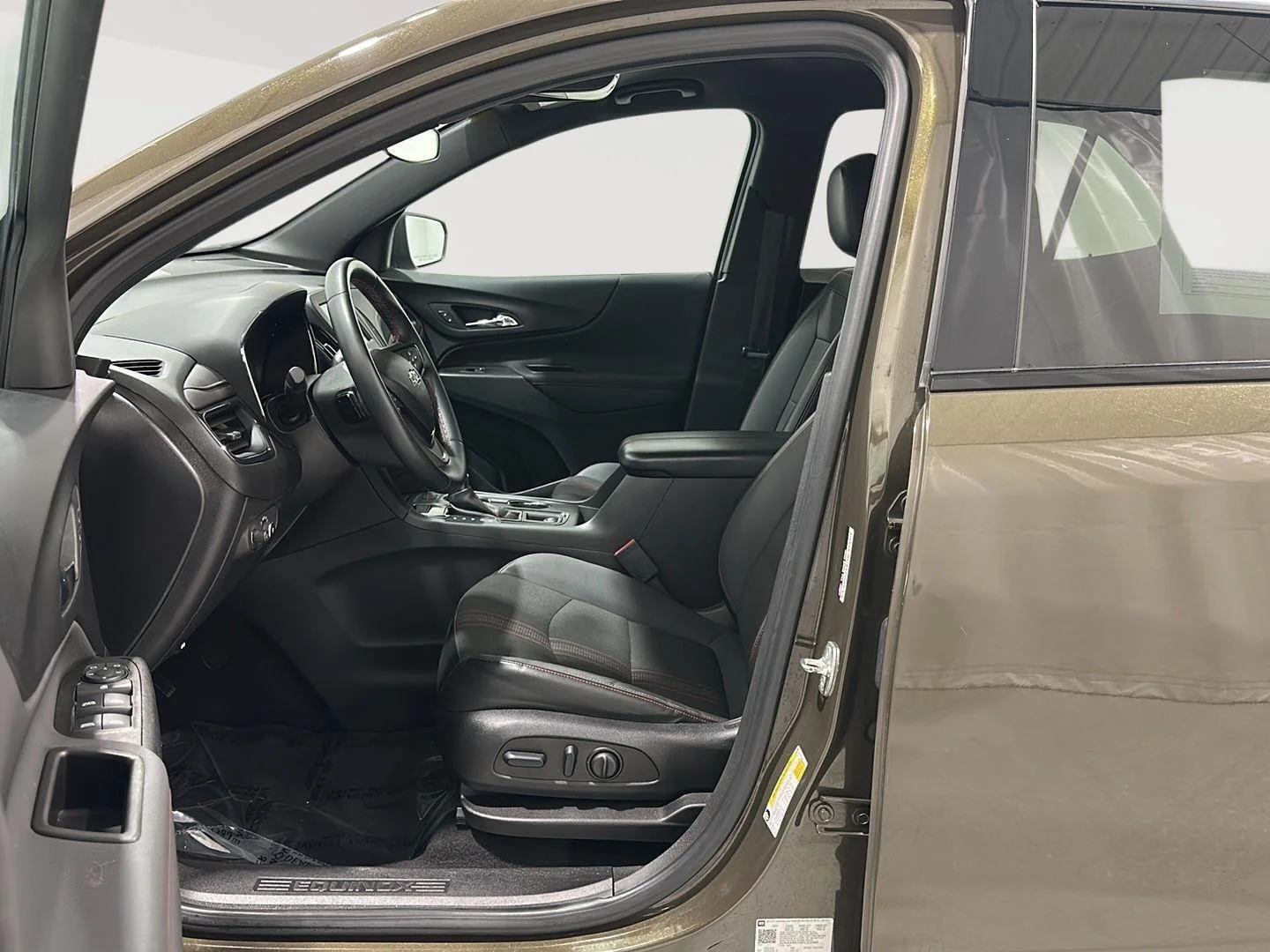 Used 2023 HARVEST BRONZE METALLIC Chevrolet RS image 17