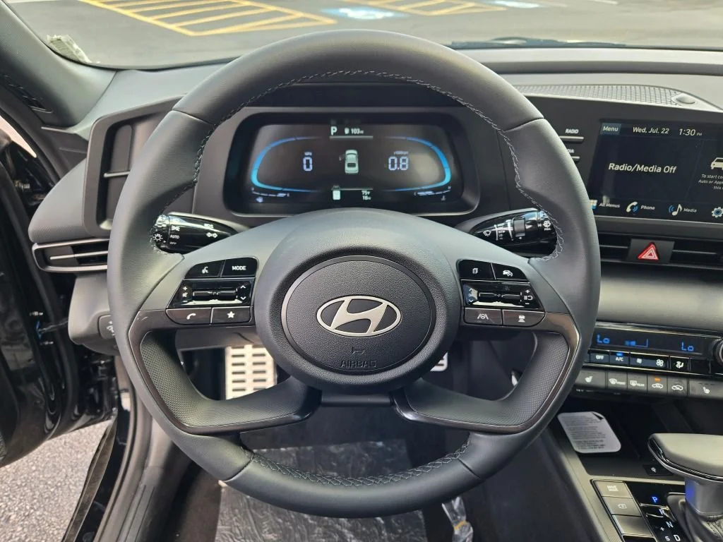 New 2026 Abyss Black Hyundai SEL Sport image 32