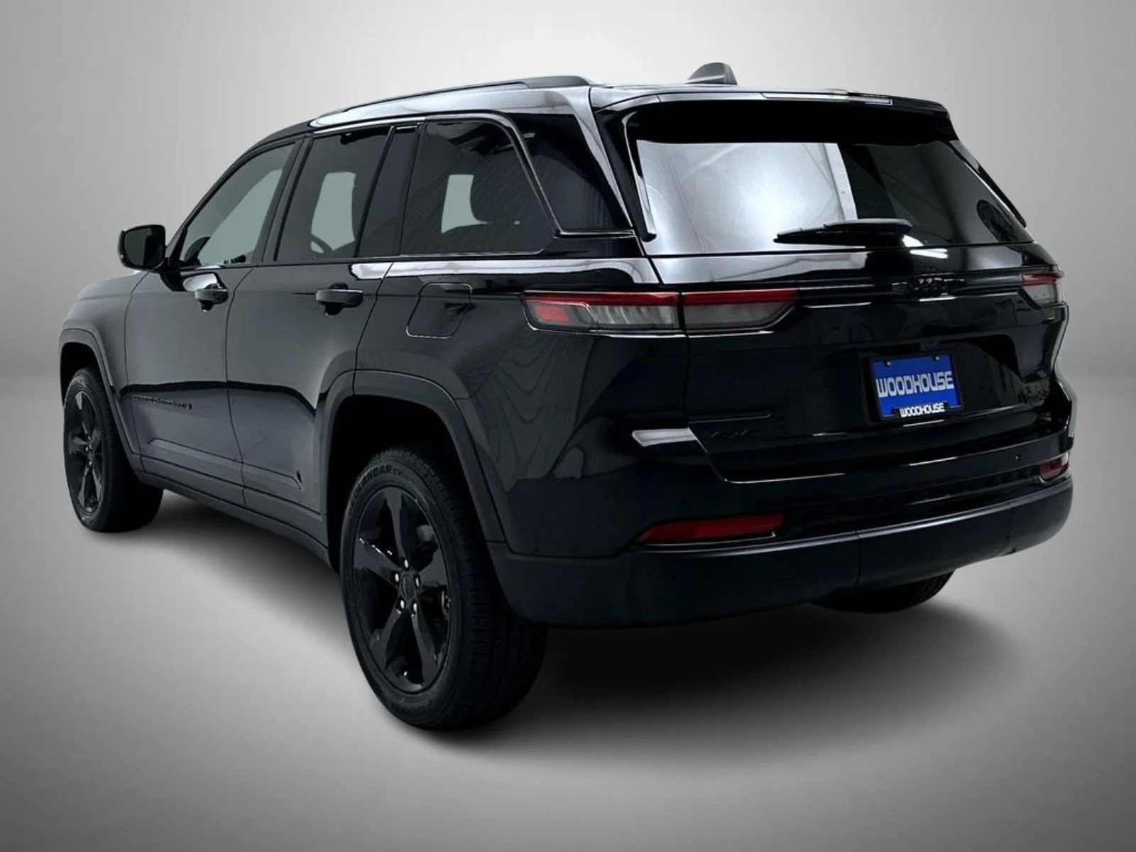 Used 2023 Black Jeep Altitude X image 7