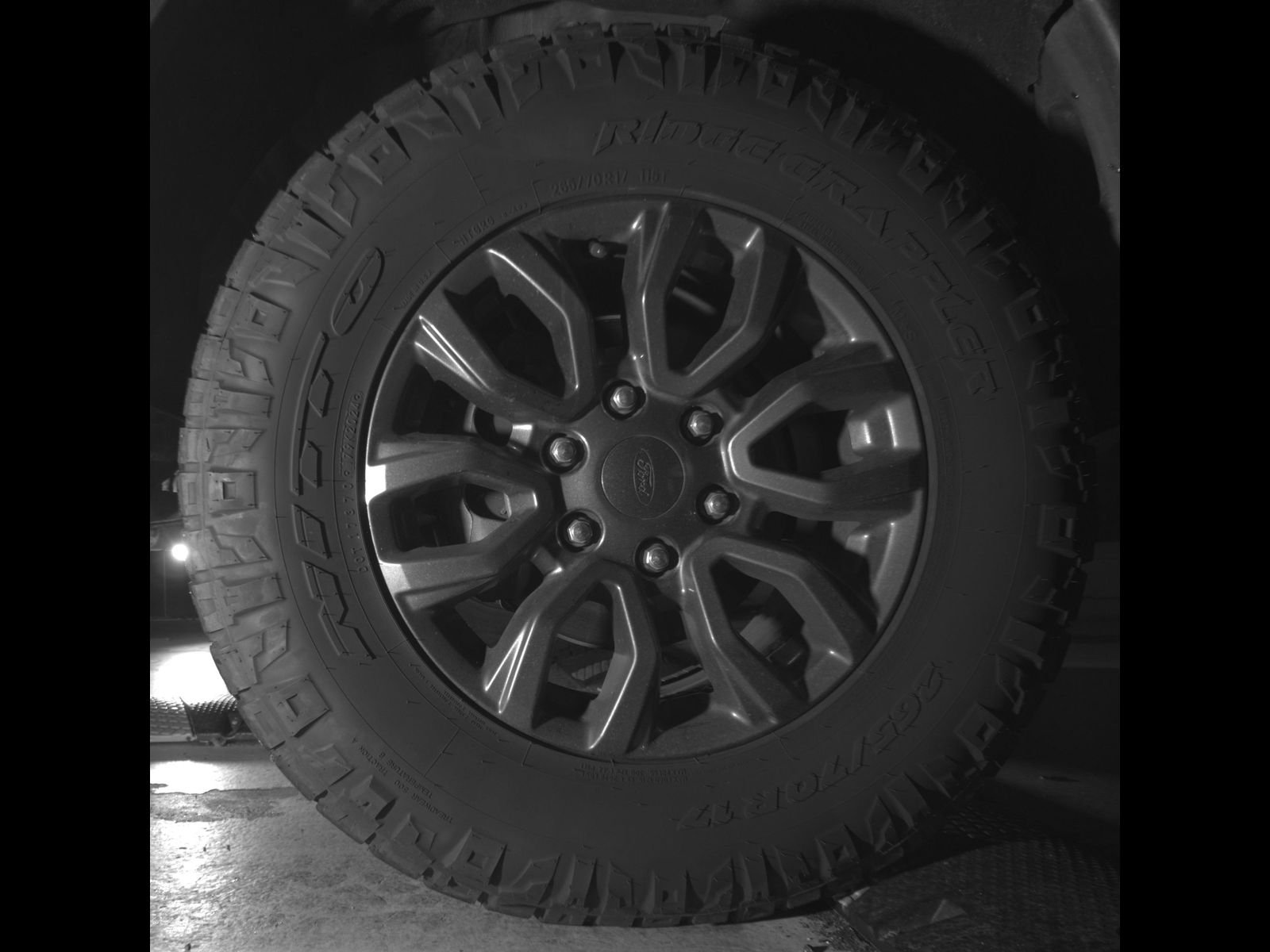 Used 2019 Oxford White Ford XLT image 11