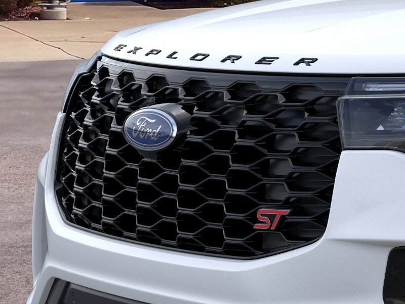 New 2026 Star White Metallic Tri-Coat Ford ST image 17
