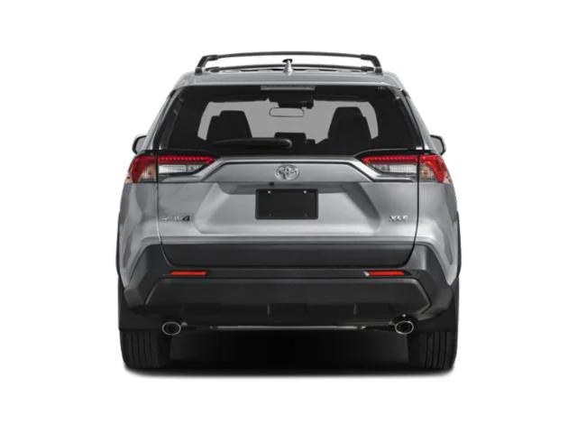 Used 2025 Silver Sky Metallic Toyota XLE Premium image 5