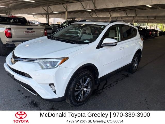 Used 2018 White Toyota XLE image 1