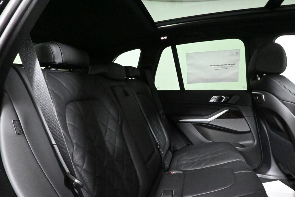 Used 2026 Black BMW xDrive50e image 37