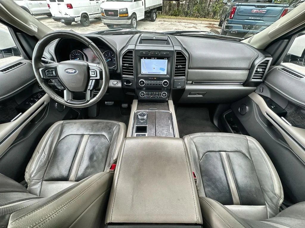 Used 2019 White Platinum Metallic Tri-Coat Ford Limited image 21