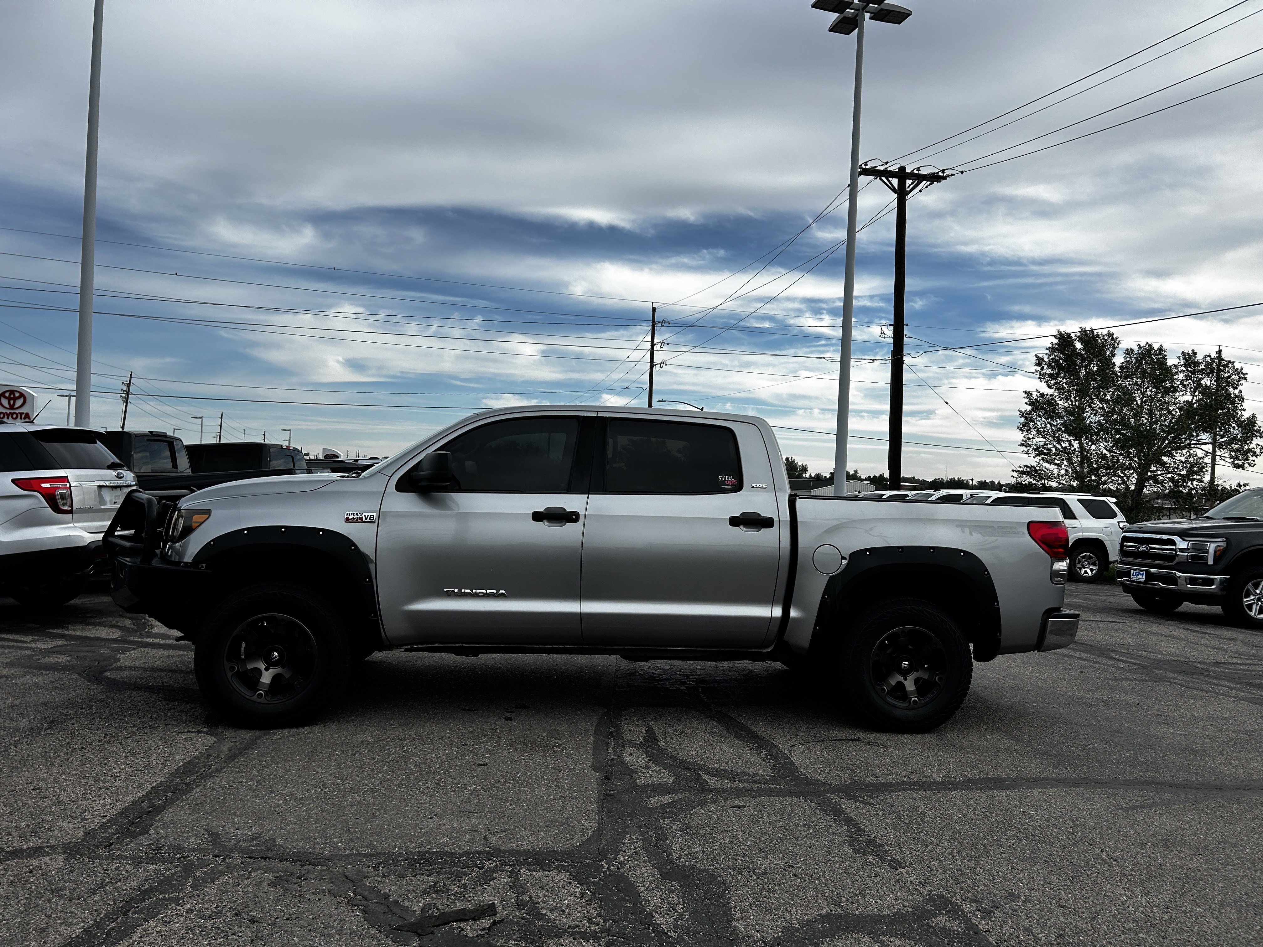 Used 2007 Toyota Tundra SR5 with VIN 5TBDV54167S457303 for sale in Cheyenne, WY