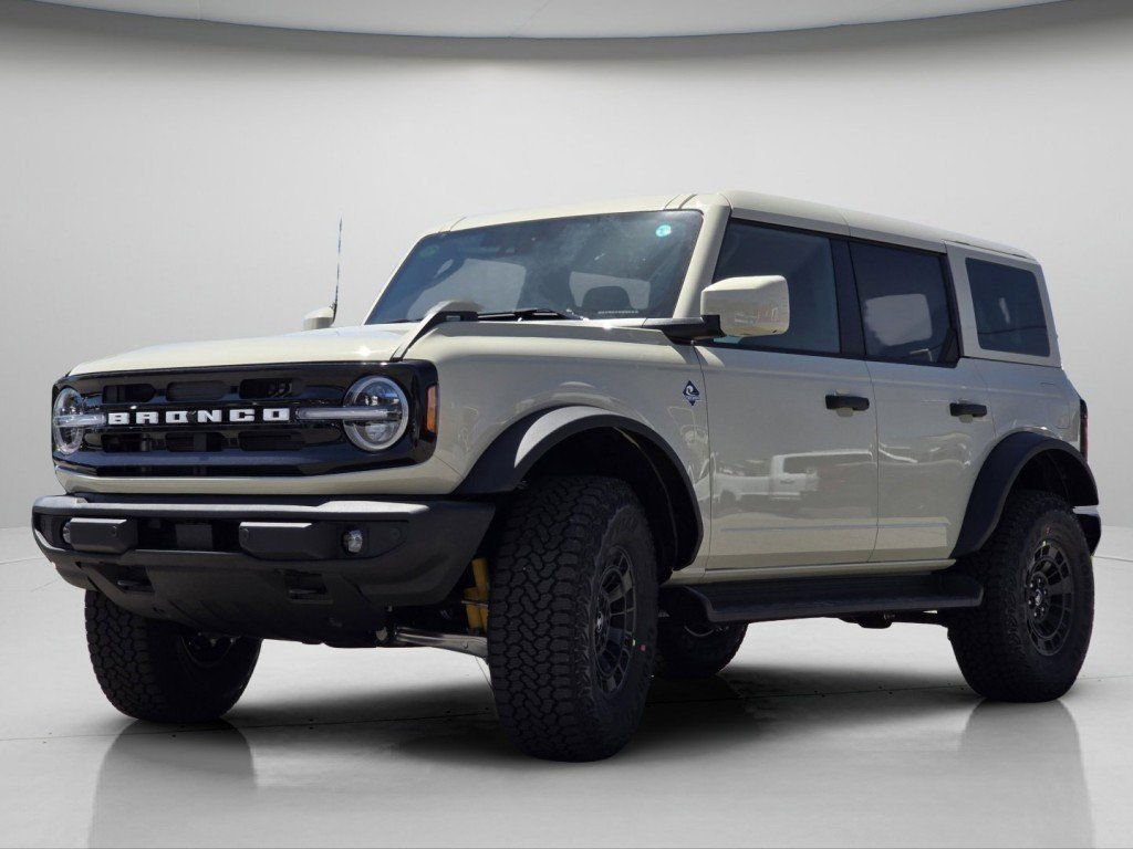 New 2026 Desert Sand Ford Outer Banks image 18