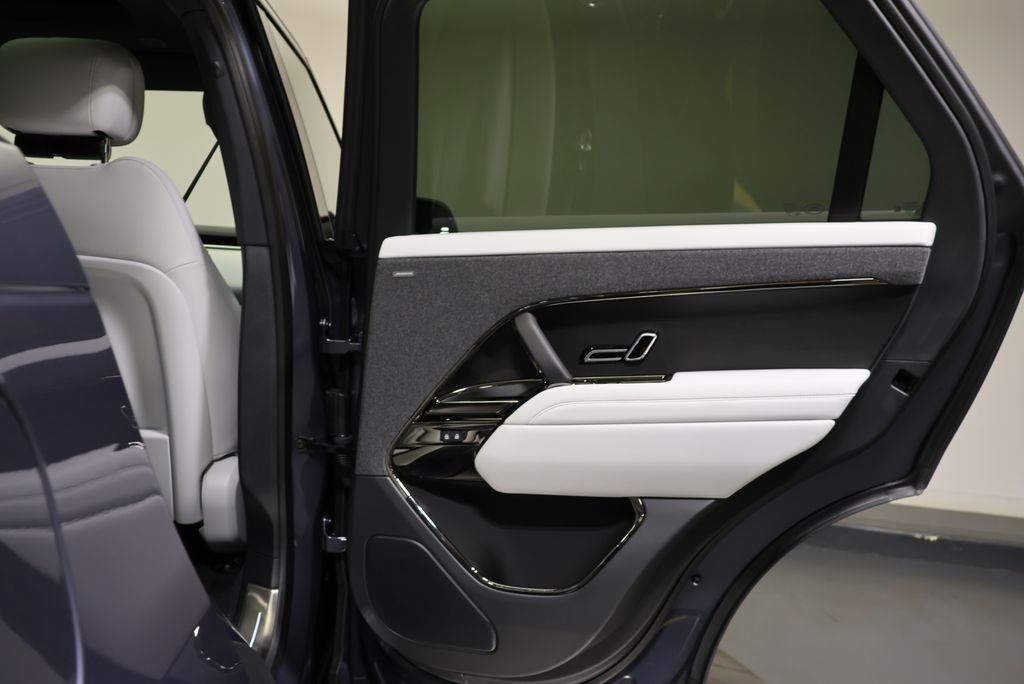 New 2026 Varesine Blue Land Rover SE image 41