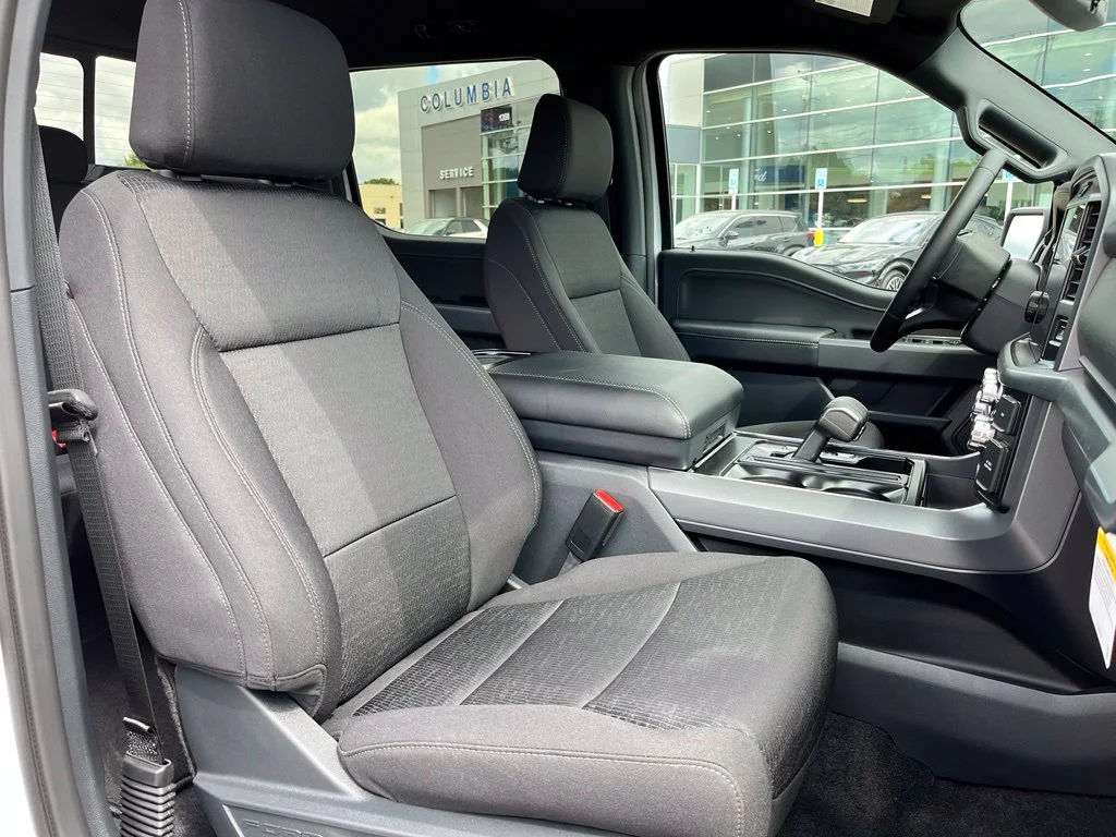 New 2026 White Ford XLT image 7