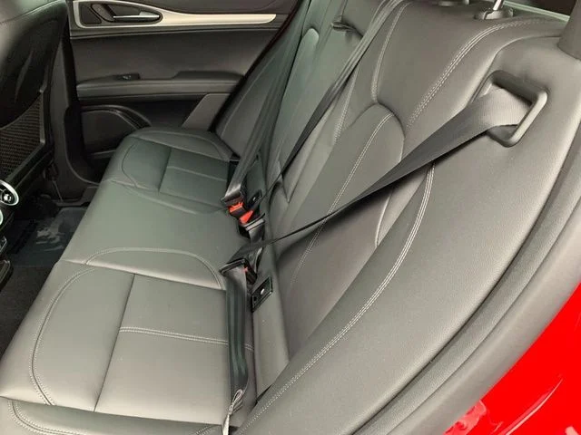 2026 Alfa Romeo Stelvio Base - Photo 13
