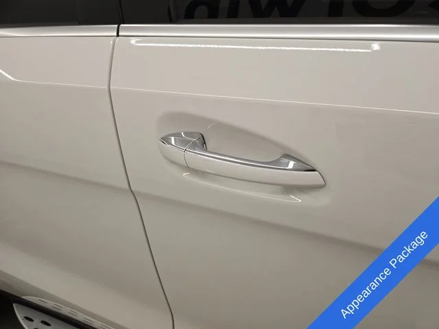 Used 2018 Polar White Mercedes-Benz GLS 450 image 8