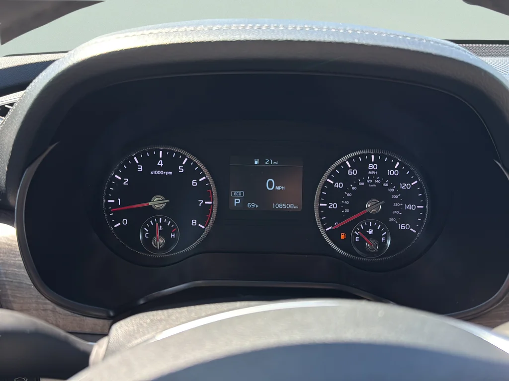 Used 2020 Gravity Gray Kia EX image 17