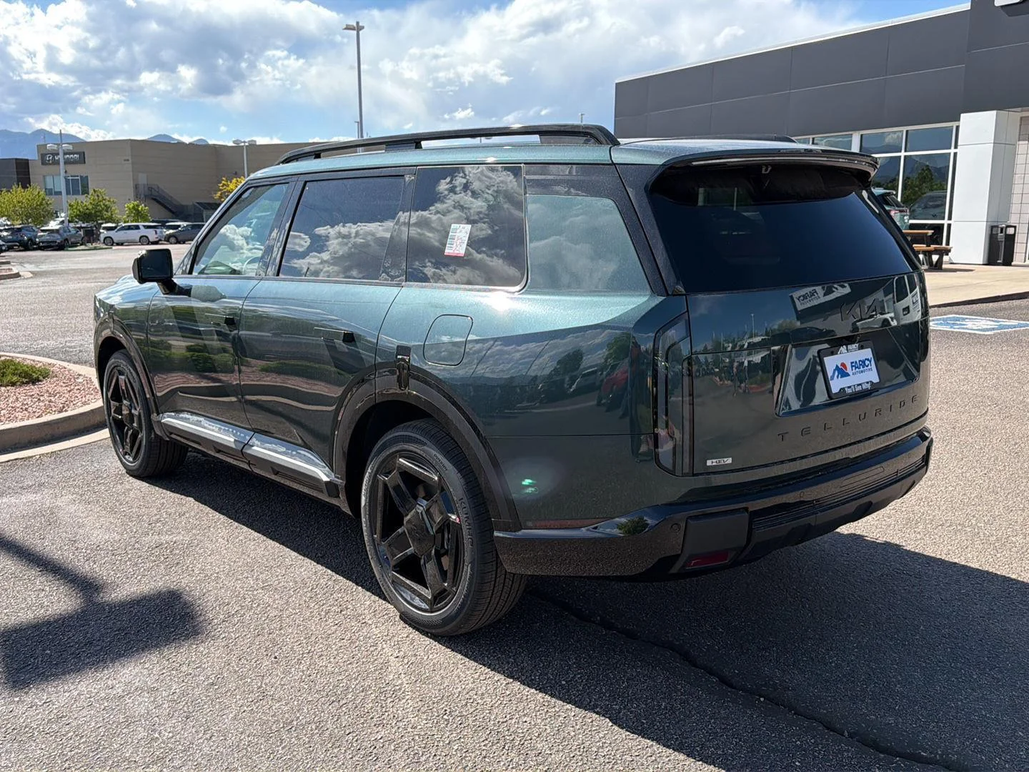 New 2027 Black Jade Green Kia X-Line SX-Prestige image 6