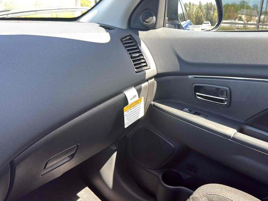 2026 Mitsubishi Outlander Sport LE - Photo 24