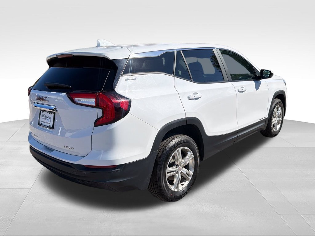 Certified Used 2024 White GMC SLE image 5