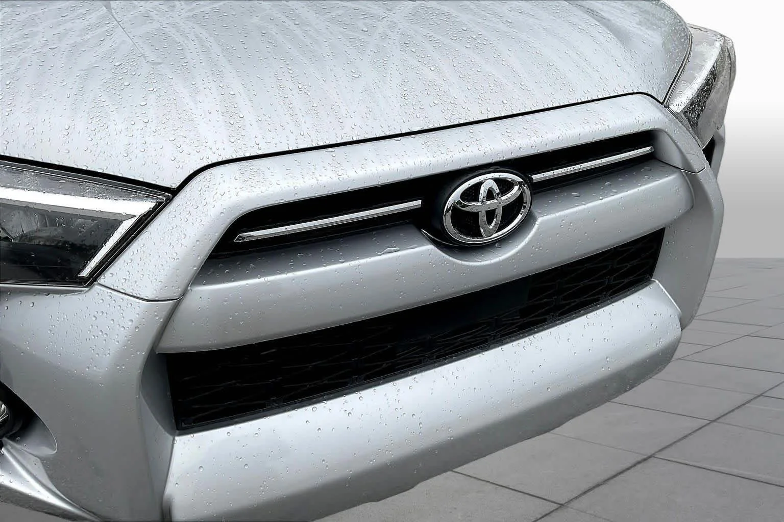 Used 2023 Classic Silver Metallic Toyota SR5 Premium image 30