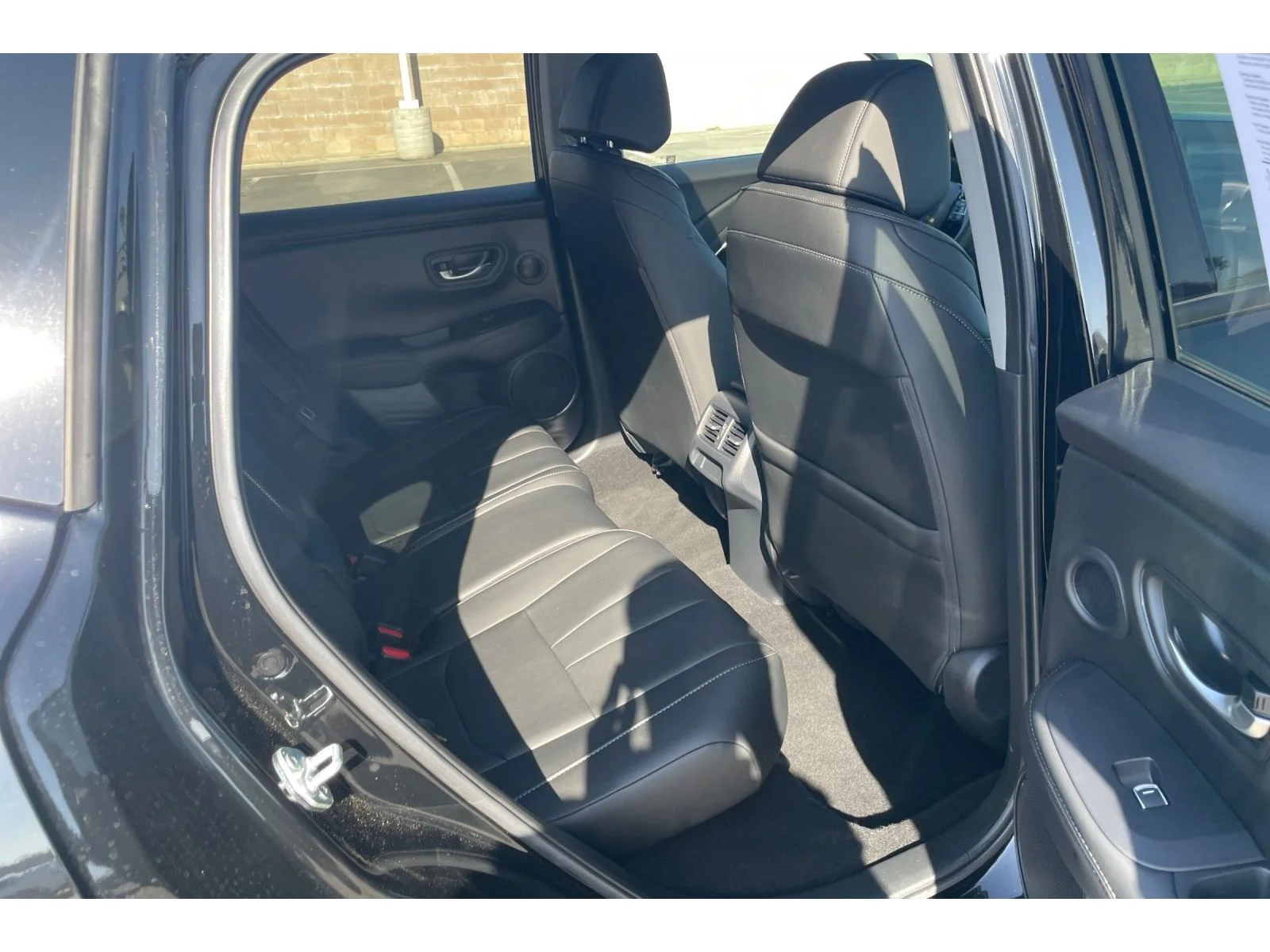 Used 2025 Crystal Black Pearl Acura Base image 17