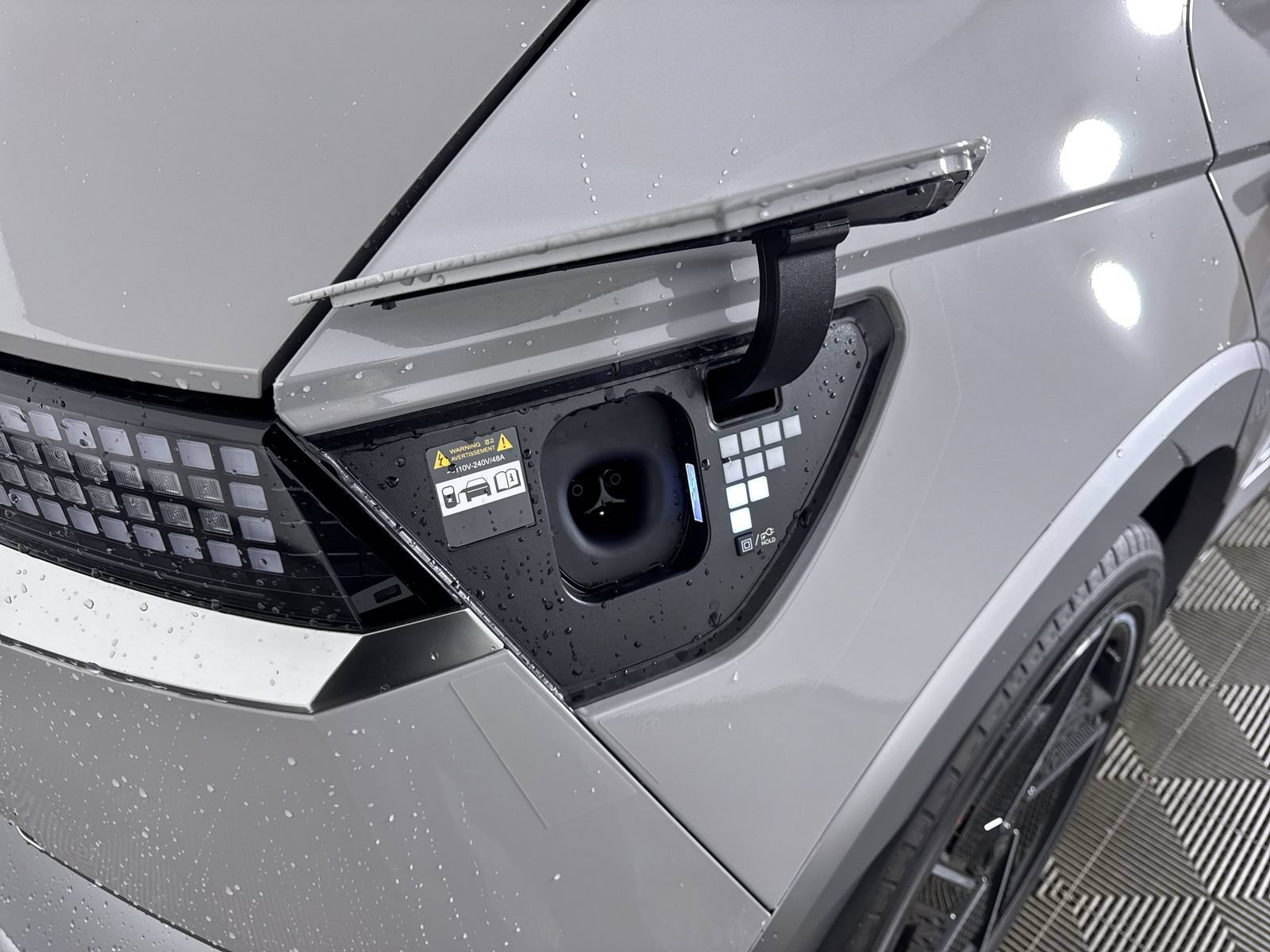 New 2027 Cyber Gray Hyundai Limited image 15