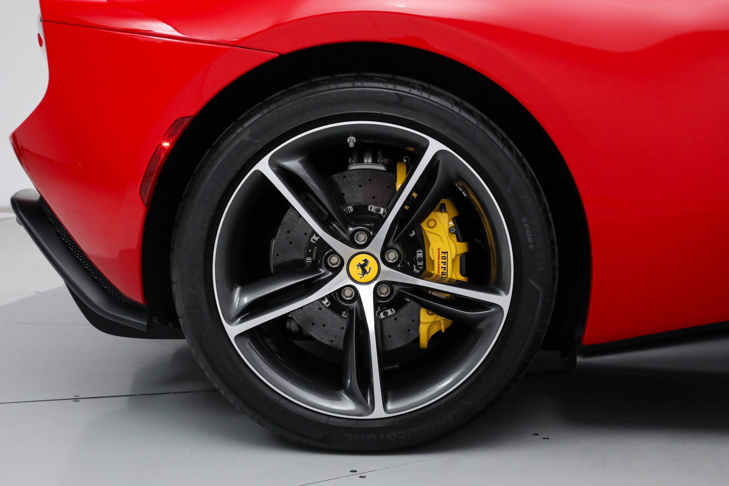 Used 2024 Red Ferrari  image 38
