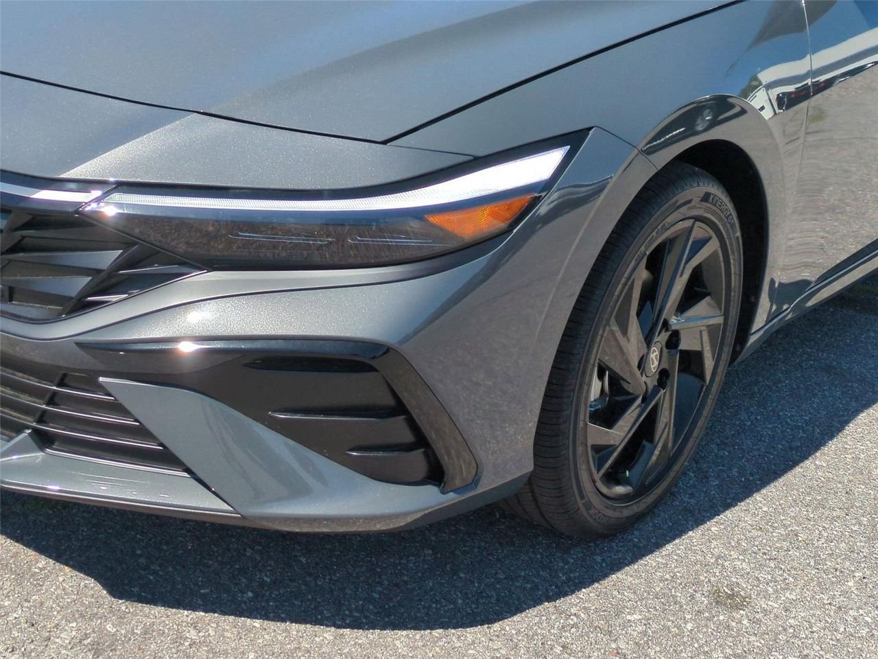 New 2026 Ecotronic Gray Hyundai SEL Sport Premium image 9