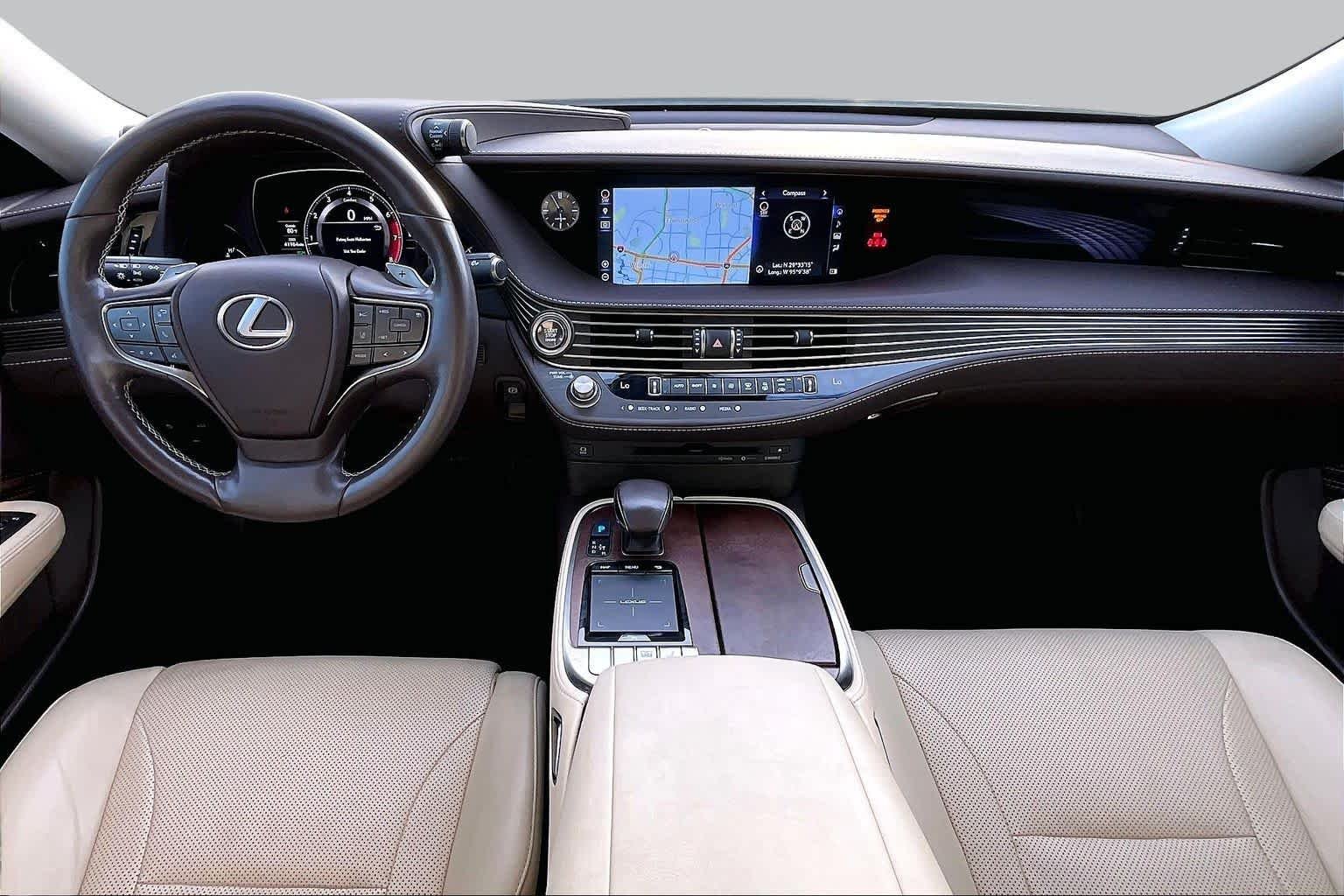 Used 2020 Eminent White Pearl Lexus  image 15
