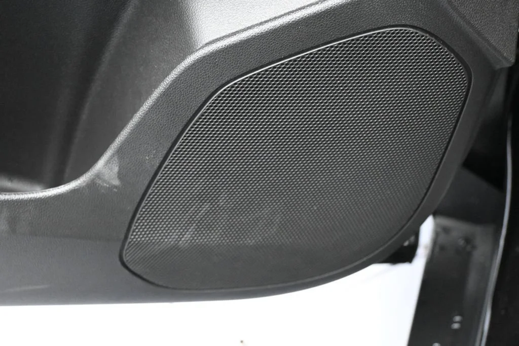 Used 2025 Mosaic Black Metallic Chevrolet LT image 13