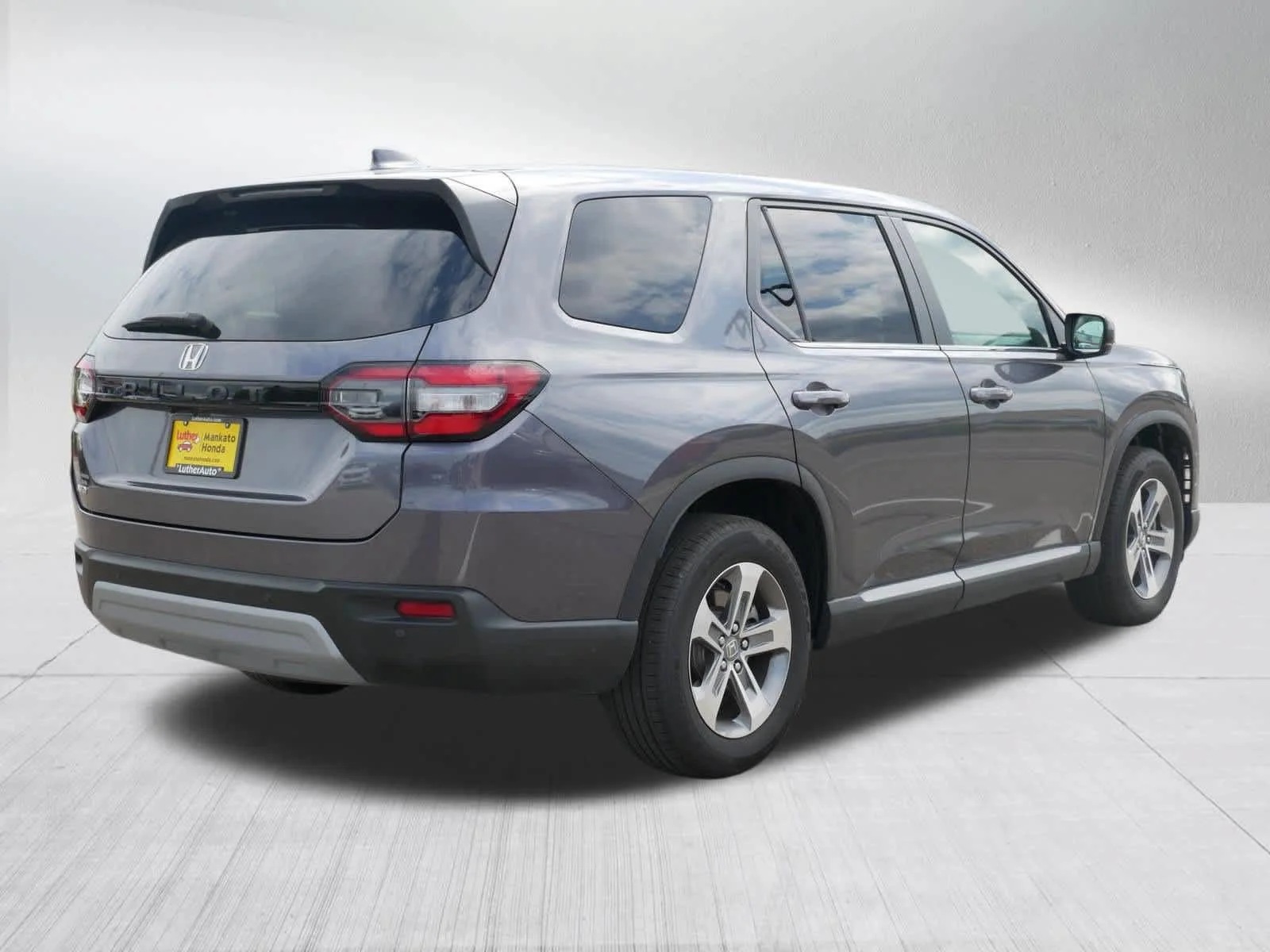 Certified Used 2025 Modern Steel Metallic Honda EX-L image 43