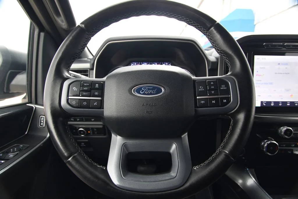 Used 2023 Oxford White Ford XLT image 21