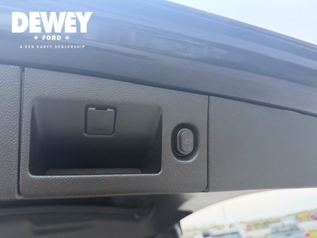 Used 2016 Onyx Black GMC Denali image 41
