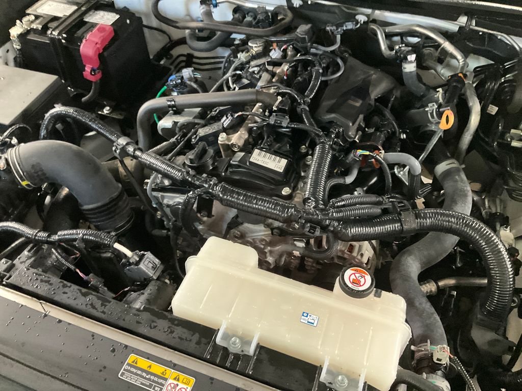 Used 2024 White Toyota SR5 image 9