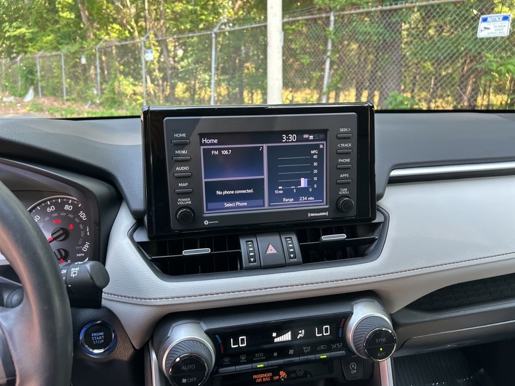 Used 2022 Red Toyota XLE Premium image 18