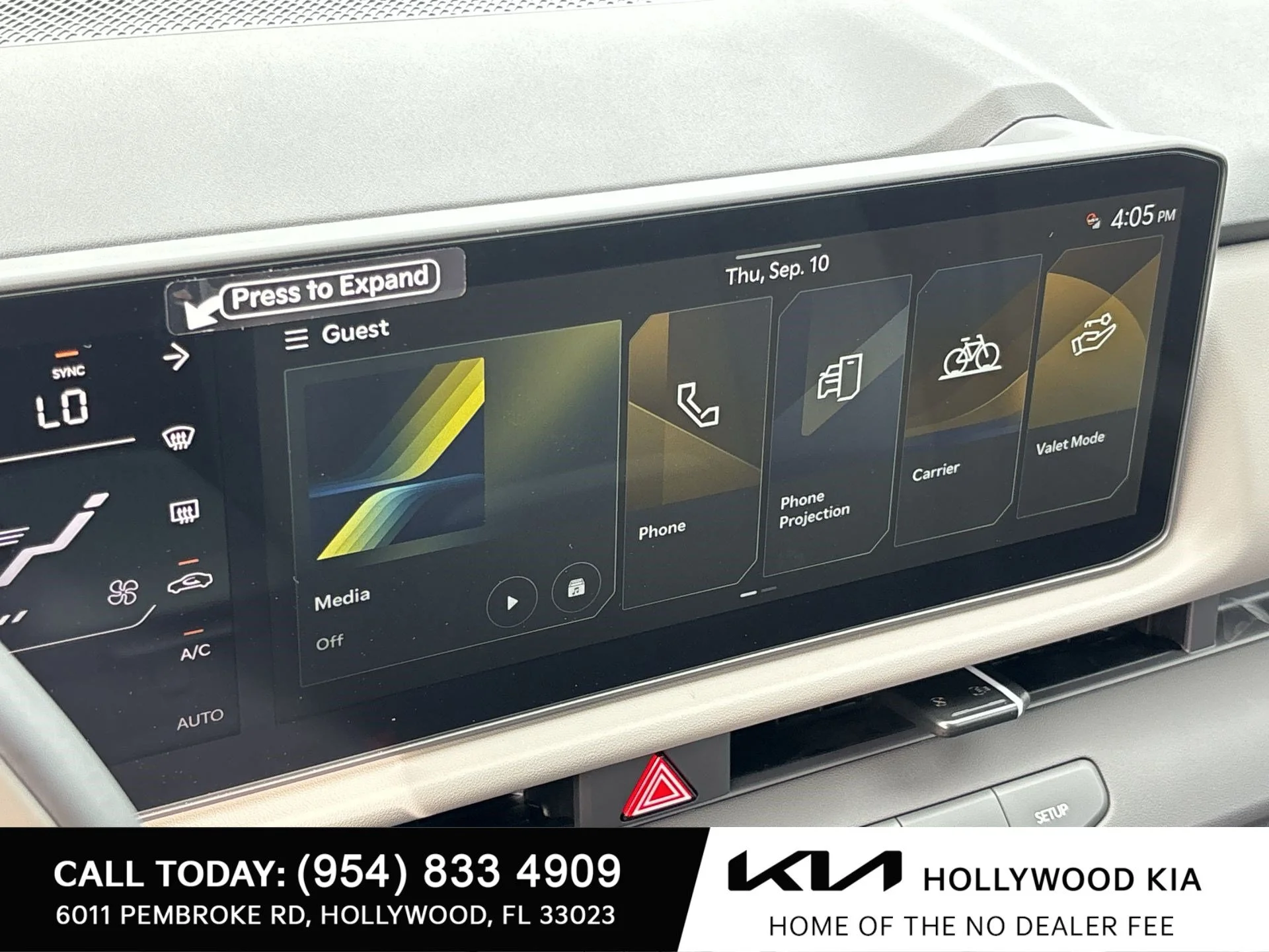 New 2027 Snow White Pearl Kia EX image 14