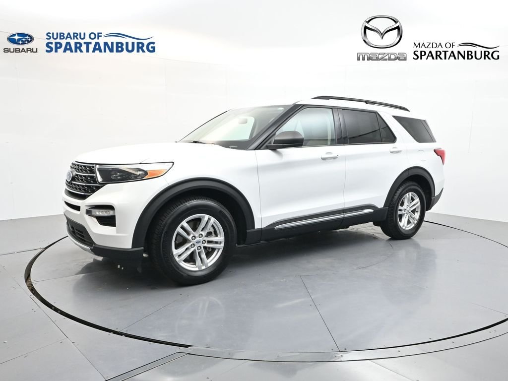 Used 2023 White Ford XLT image 1