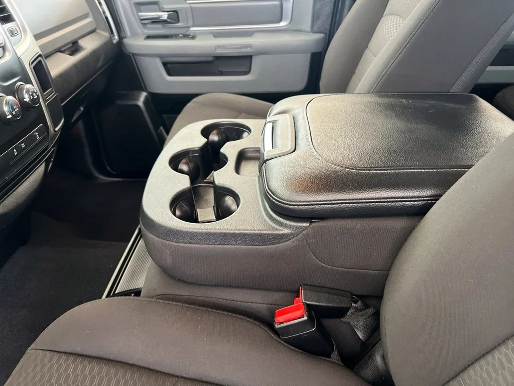 Used 2019 White Ram Warlock image 23