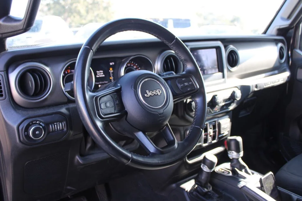 Used 2022 Black Jeep Unlimited High Tide image 26