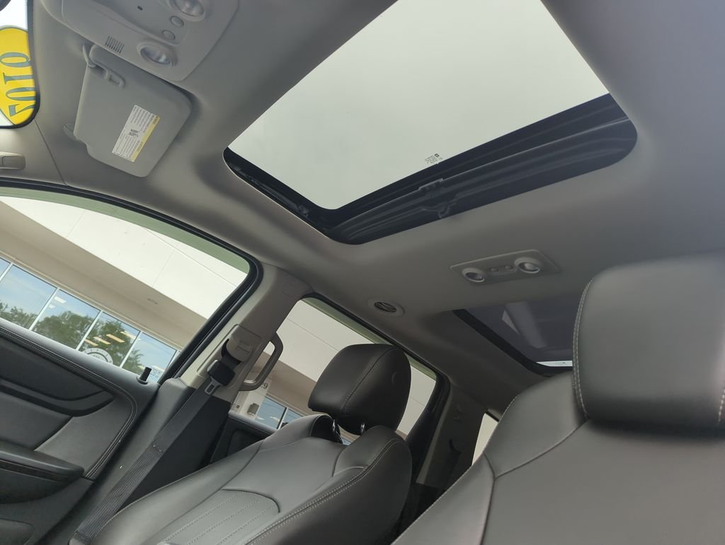 Used 2016 Gold Chevrolet LTZ image 26