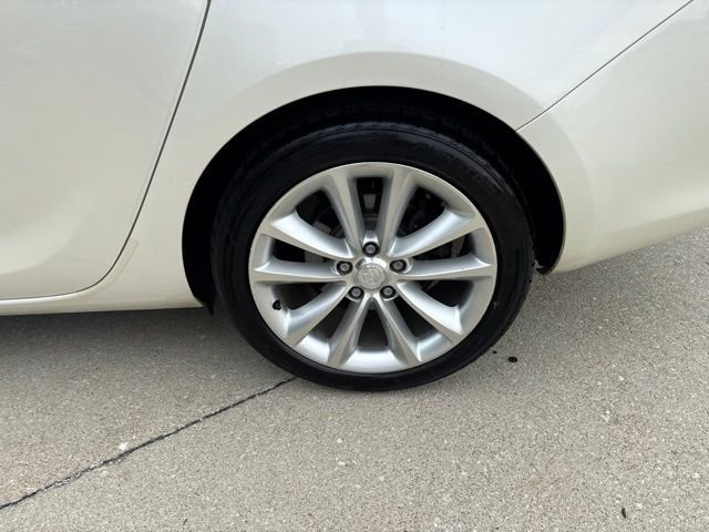Used 2015 White Buick Convenience Group image 11