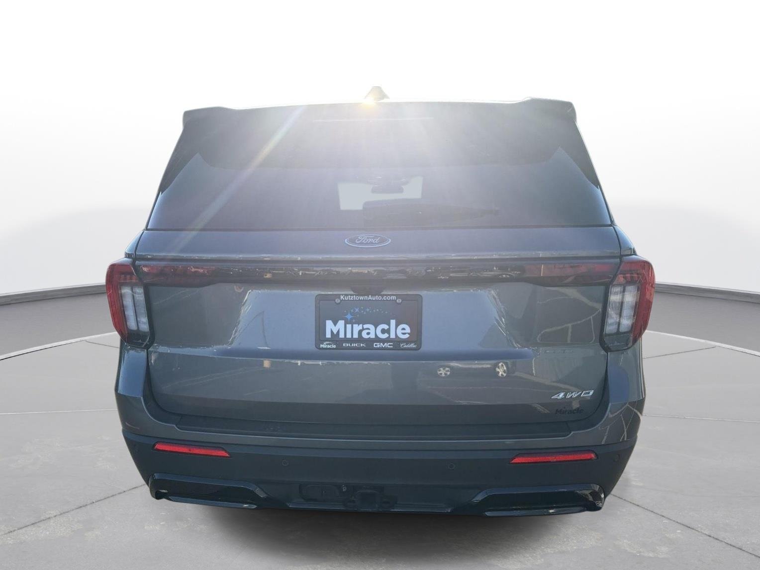 Used 2026 Carbonized Gray Metallic Ford ST-Line image 6