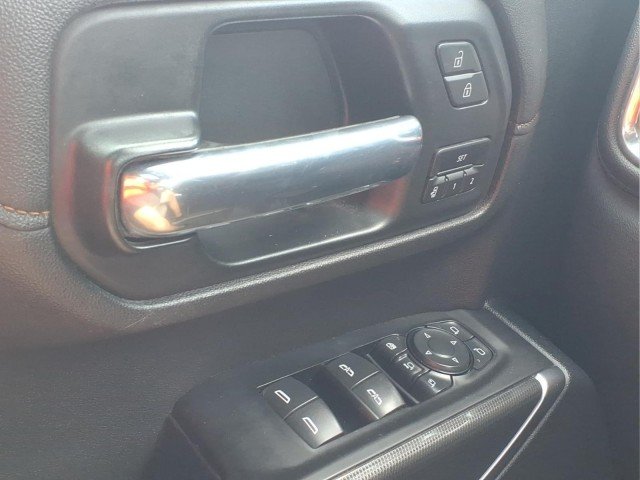 Used 2020 Carbon Black Metallic GMC AT4 image 19