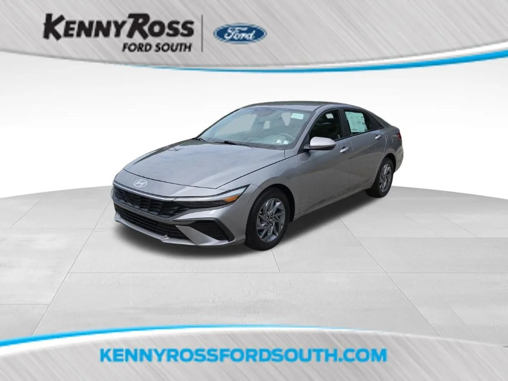 Used 2024 Metal Hyundai SEL image 1