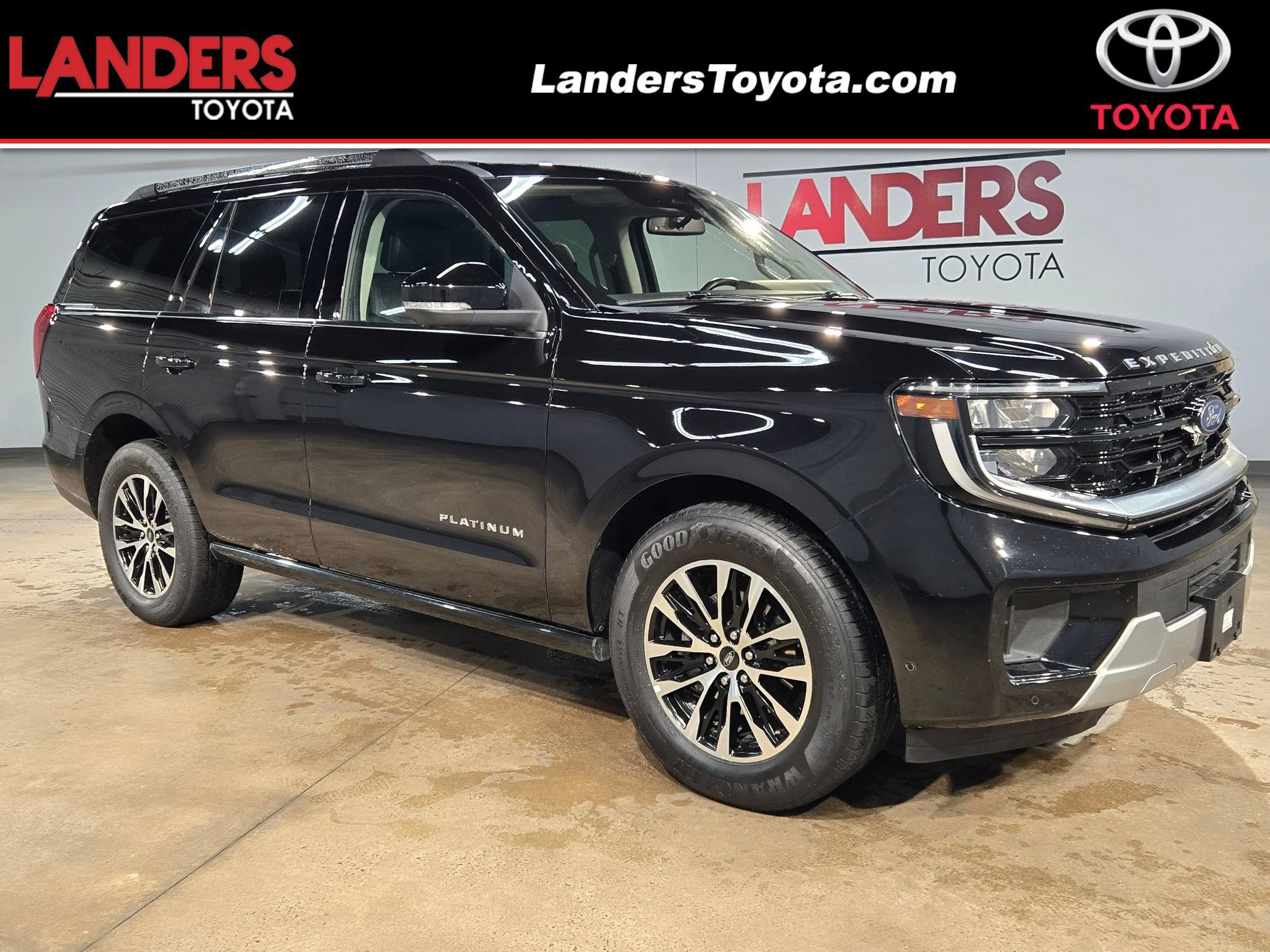 2025 Ford Expedition Platinum 4x4's photo